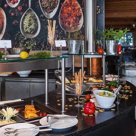 Alpenhotel Kaiserfels ホテル サンクト・ジョアン・イン・チロル