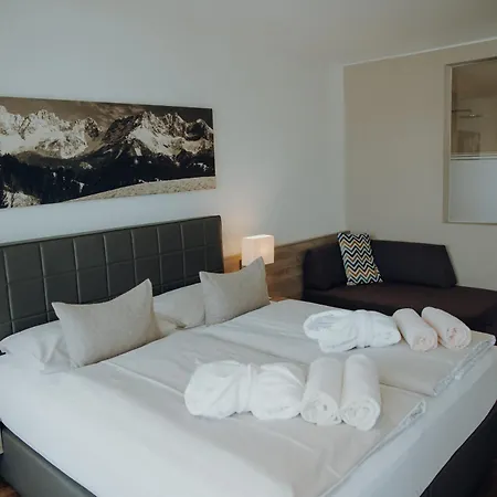 ホテル Alpenhotel Kaiserfels