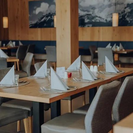 Alpenhotel Kaiserfels Hotel 4*