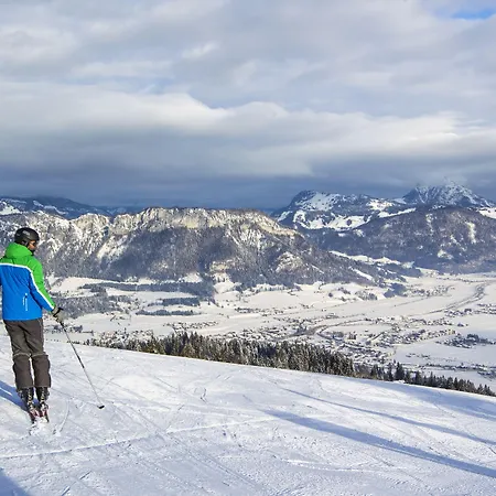 ホテル Alpenhotel Kaiserfels 4*