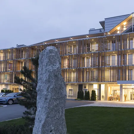 Alpenhotel Kaiserfels ホテル