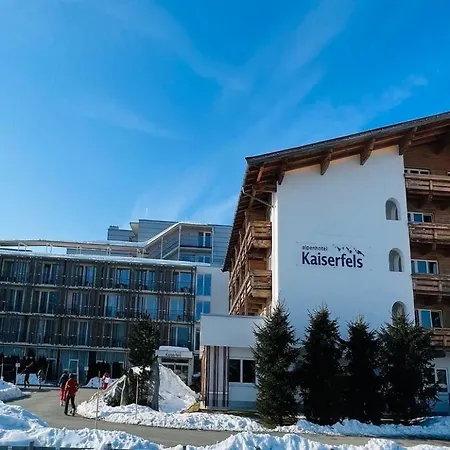 Alpenhotel Kaiserfels ホテル